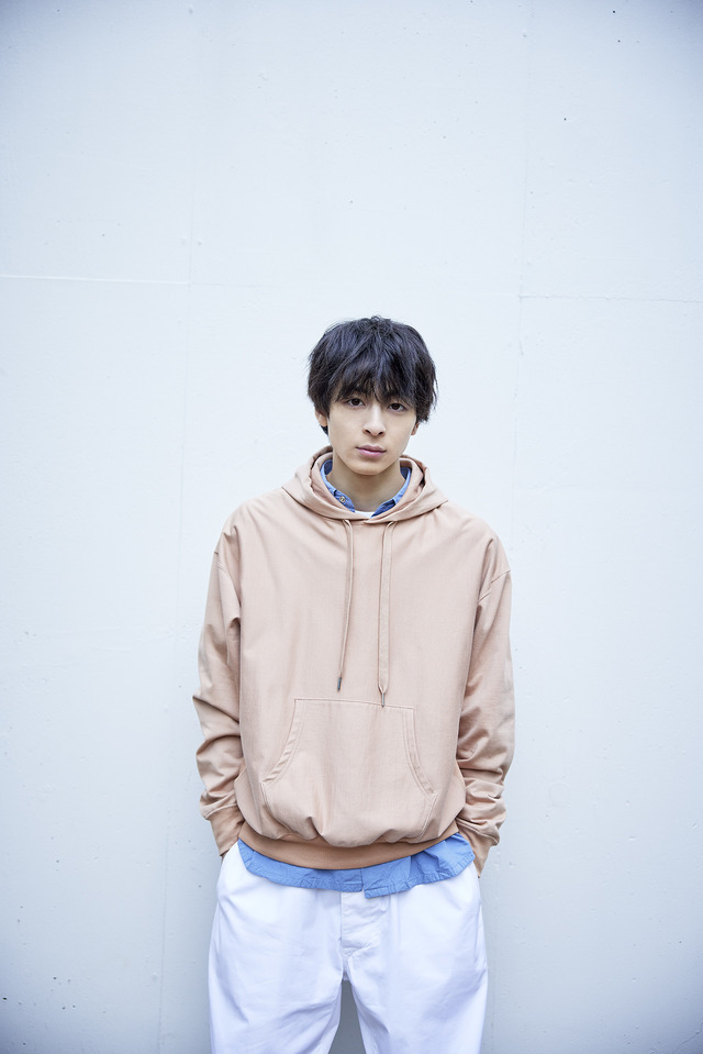 高杉真宙、初フォトエッセイ発売(撮影/荒木勇人)