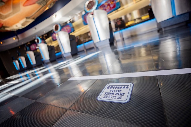 As to Disney artwork, logos and properties： (C) Disney画像提供：香港ディズニーランド・リゾート