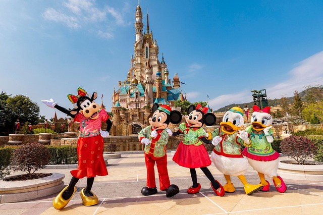 As to Disney artwork, logos and properties： (C) Disney画像提供：香港ディズニーランド・リゾート