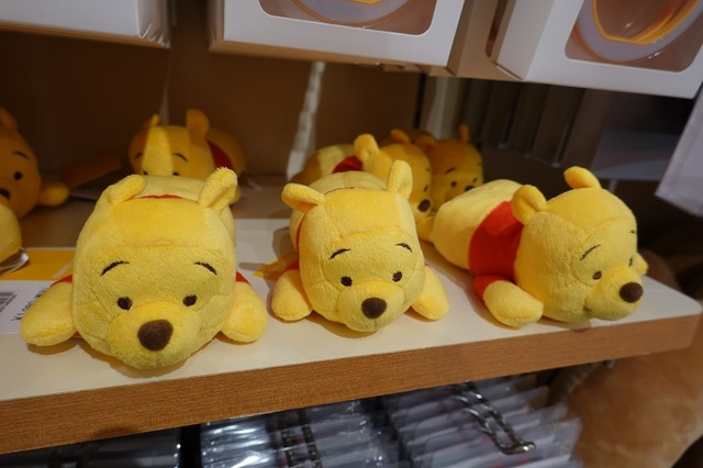 テレワーク便利グッズ (C) Disney(C) Disney. Based on the “Winnie the Pooh” works by A.A. Milne and E.H. Shepard.