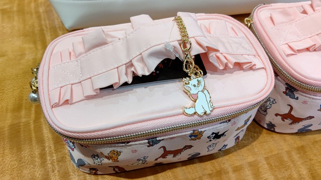 撮影協力：ディズニーストア 東京ディズニーリゾート店 (C) Disney