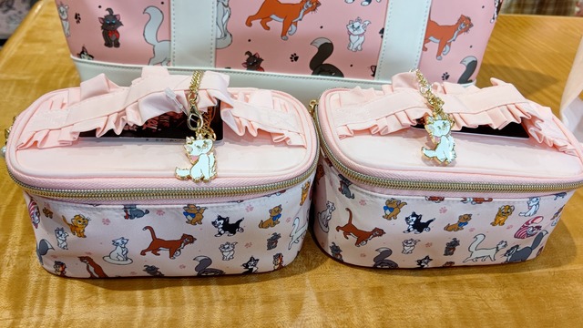 撮影協力：ディズニーストア 東京ディズニーリゾート店 (C) Disney