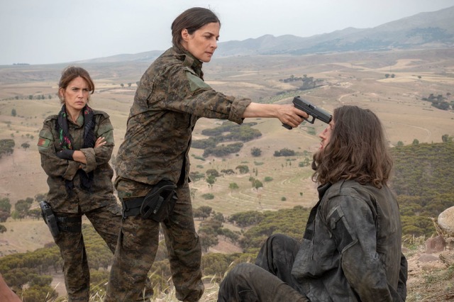 『レッド・スネイク』 （C）2019 Place du Marche Productions - Kador - Davis Films - Delice Movie - Eagle Pictures - France 2 Cinema