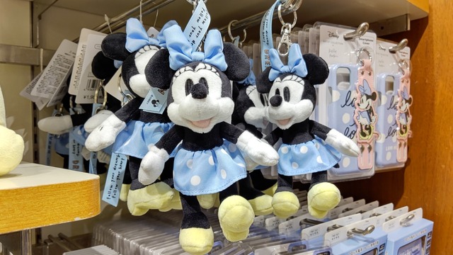 ミニーマウスをモチーフにしたアイテムがディズニーストアに登場