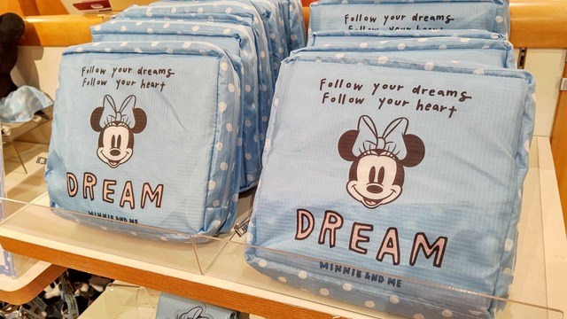 ミニーマウスをモチーフにしたアイテムがディズニーストアに登場