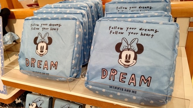 ミニーマウスをモチーフにしたアイテムがディズニーストアに登場