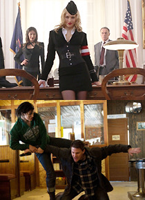 『アイアン・スカイ』ユリア・ディーツェ -(C) 2012 Blind Spot Pictures, 27 Film Productions, New Holland Pictures／『エージェント・マロリー』ジーナ・カラーノ -(C) 2011 Five Continents Imports, LLC. All rights reserved