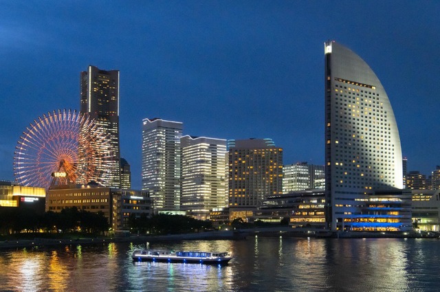 THEATER MARINE ROUGE