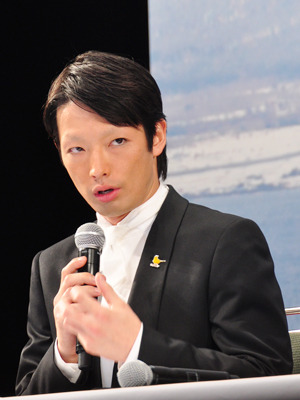 『北のカナリアたち』完成披露記者会見