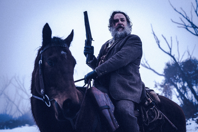 『トゥルー・ヒストリー・オブ・ザ・ケリー・ギャング』（C） PUNK SPIRIT HOLDINGS PTY LTD, CHANNEL FOUR TELEVISION CORPORATION, ASIA FILM INVESTMENT GROUP LTD AND SCREEN AUSTRALIA 2019