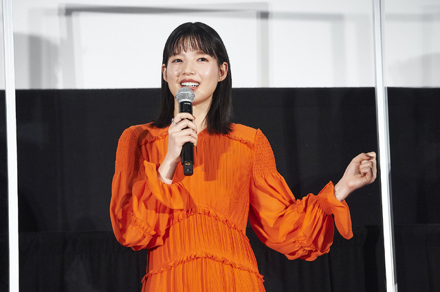 『砕け散るところを見せてあげる』公開記念舞台挨拶(C)2020 映画「砕け散るところを見せてあげる」製作委員会
