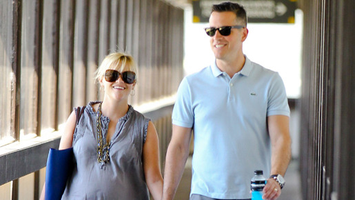 サンタ・モニカでのリース・ウィザスプーン＆ジム・トス -(C) FameFlynet／AFLO