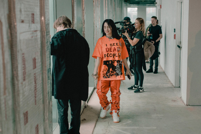 『ビリー・アイリッシュ：世界は少しぼやけている』（C）2021 Apple Original Films