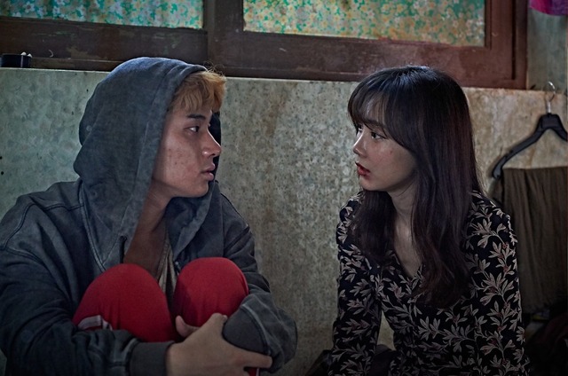 『藁にもすがる獣たち』　（C）2020 MegaboxJoongAng PLUS M & B.A. ENTERTAINMENT CORPORATION, ALL RIGHTS RESERVED.　（C）曽根圭介/講談社