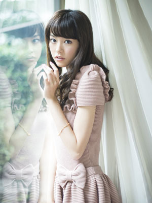 『新しい靴を買わなくちゃ』桐谷美玲×綾野剛 ／ photo：Toru Hiraiwa