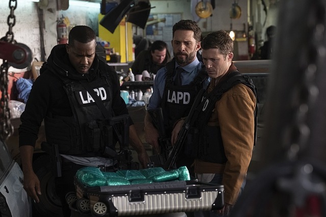「LA’s FINEST/ロサンゼルス捜査官 シーズン1」(C) 2019 Sony Pictures Television Inc. All Rights Reserved.