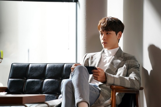 「だから俺はアンチと結婚した」 (c)Godin Media and Warner Bros. (Korea) Inc.
