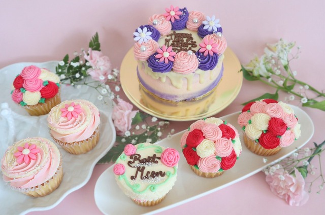 ローラズ・カップケーキ 東京　母の日限定カップケーキ　648円 ※販売期間:5/1～9　※4号サイズのケーキは要事前予約