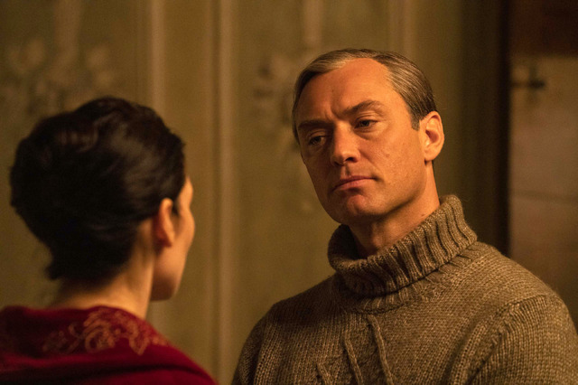 「ニュー・ポープ 悩める新教皇」　（C）Wildside / Sky Italia / Haut et Court TV / Mediaproduccion 2019.