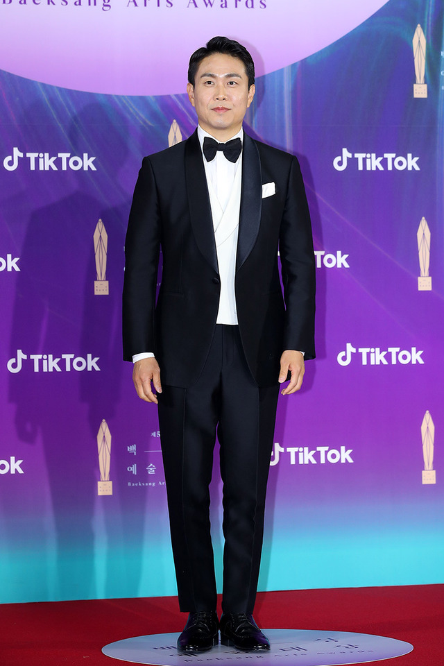 オ・ジョンセ　第57回百想芸術大賞 レッドカーペット　Image Courtesy of the Baeksang Arts Awards