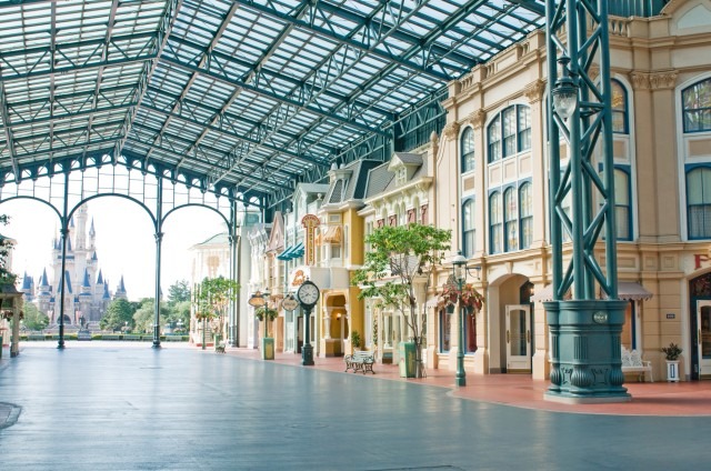 画像提供：株式会社オリエンタルランド