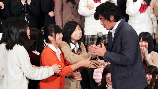 『悪の教典』女子高生限定試写会