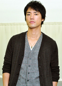 『黄金を抱いて翔べ』桐谷健太／photo：Naoki Kurozu