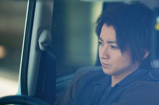 『鳩の撃退法』独占カット（C）2021「鳩の撃退法」製作委員会　 （C）佐藤正午／小学館