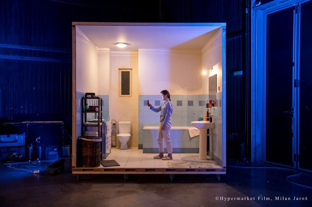 映画『ＳＮＳ-少女たちの10日間-』が配信＆DVD発売 (C) 2020 Hypermarket Film All Rights Reserve