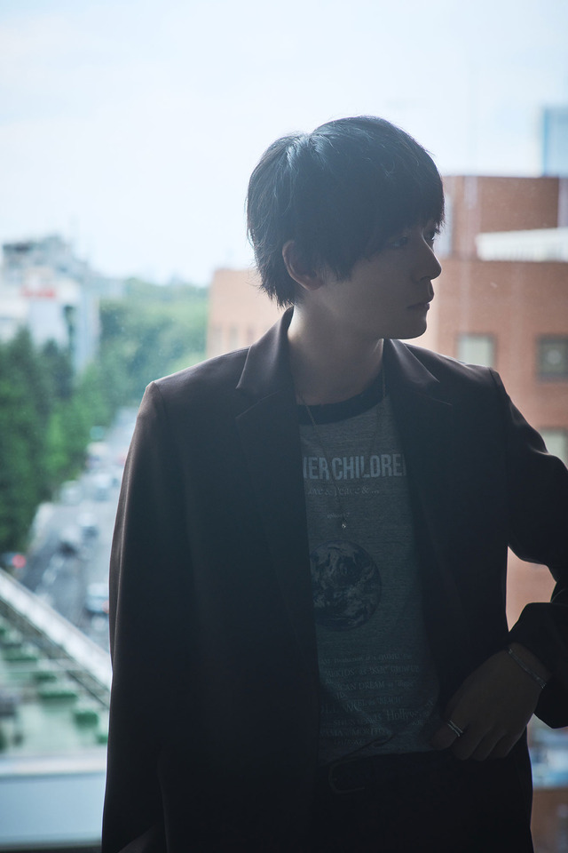 犬飼貴丈「酒癖50」／photo：Jumpei Yamada