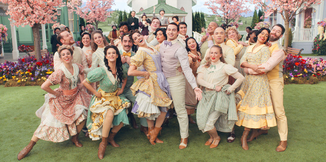 「シュミガドーン！」／Apple TV+