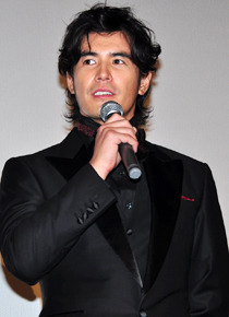 『悪の教典』大ヒット舞台挨拶（伊藤英明）