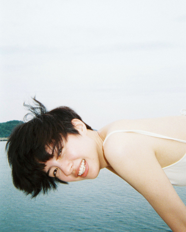 佐久間由衣写真集 SONNET 奥山由之撮影（マガジンハウス刊）