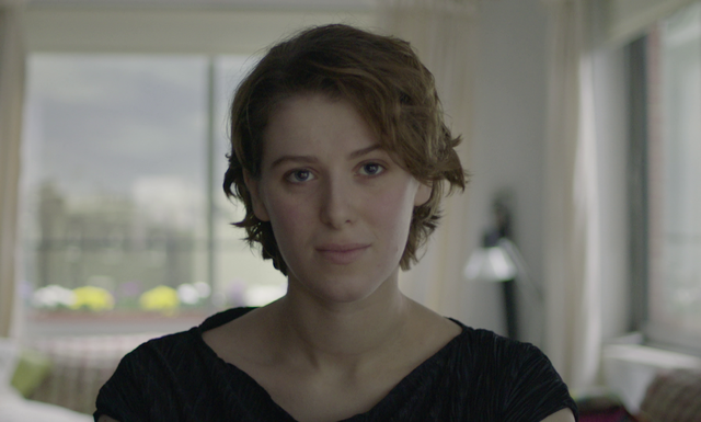 『ザ・スーベニア～魅せられて～』(C)2019 The Souvenir Film Limited, British Broadcasting Corporation and British Film Institute.  ALL RIGHTS RESERVED.