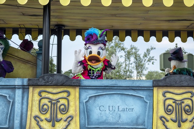 「ミッキー＆フレンズのグリーティングパレード：ハロウィーンバージョン」