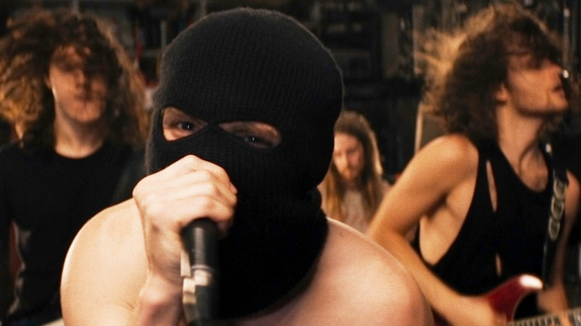 ディナー・イン・アメリカ　（C）2020 Dinner in America, LLC. All Rights Reserved