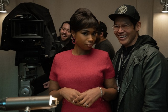 『リスペクト』Actor Jennifer Hudson and Costume Designer Clint Ramos on the set ofRESPECTA Metro Goldwyn Mayer Pictures filmPhoto credit: Quantrell D. Colbert (C) 2020 Metro-Goldwyn-Mayer Pictures Inc. All Rights Reserved