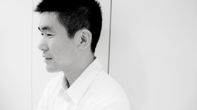 写真家 新津保建秀