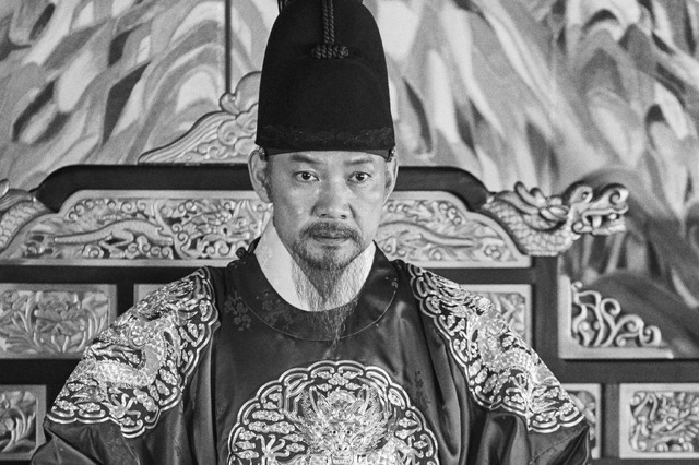 『茲山魚譜-チャサンオボ-』チョン・ジニョン（C）2021 MegaboxJoongAng PLUS M & CINEWORLD. ALL RIGHTS RESERVED.