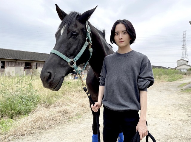 「風の向こうへ駆け抜けろ」板垣李光人