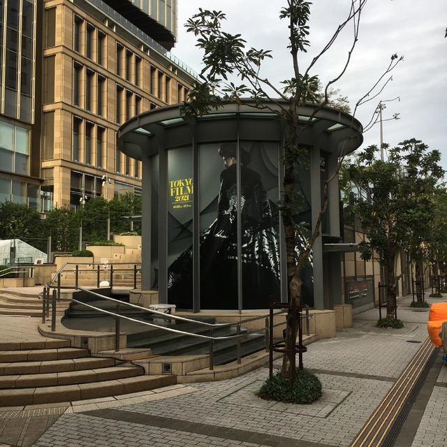 日比谷ステップ広場階段エレベーター