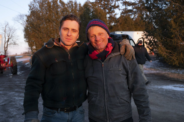 『フォーリング 50年間の想い出』メイキング　（C）2020 Falling Films Inc. and Achille Productions (Falling) Limited· SCORE  （C） 2020 PERCEVAL PRESS AND PERCEVAL PRESS INC. · A CANADA - UNITED KINGDOM CO-PRODUCTION