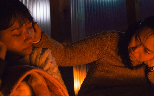 『海辺の彼女たち』　(C) 2020 E.x.N K.K. / ever rolling films