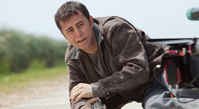 『LOOPER／ルーパー』ジョセフ・ゴードン＝レヴィット -(C) 2012 LOOPER DISTRIBUTION, LLC. ALL RIGHTS RESERVED
