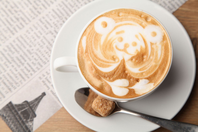 「ちょっぴりおとなの味!?　テッドのお気に入りカフェ・ラッテ　～中年テディベアはほろ苦いのがお好き★～」