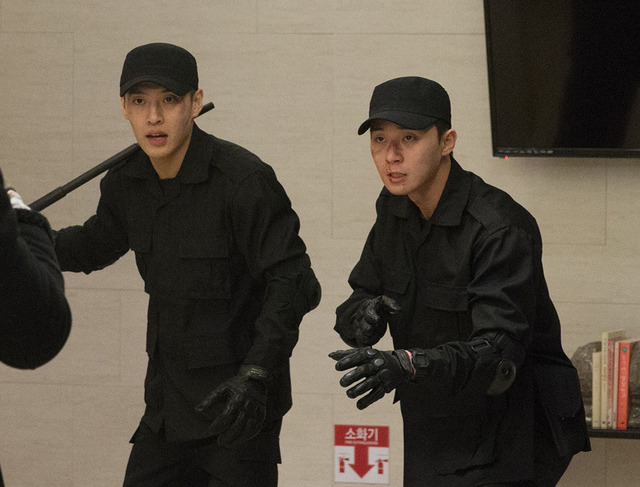 『ミッドナイト・ランナー』　（C）2017 LOTTE ENTERTAINMENT All Rights Reserved