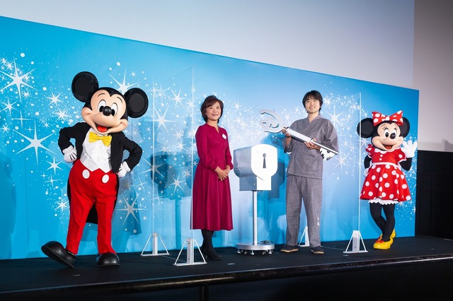 日本最大のディズニーストア「ディズニーフラッグシップ東京」オープニングイベント As to Disney artwork, logos and properties： (C) Disney