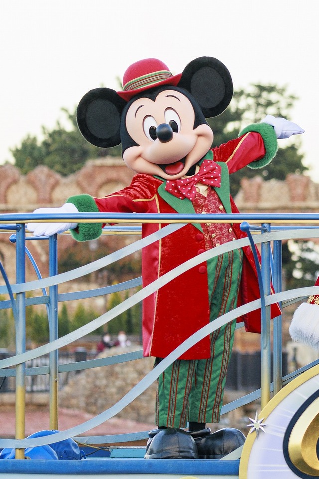 「パーフェクト・クリスマス」バージョンがスタート！As to Disney artwork, logos and properties： (C) Disney