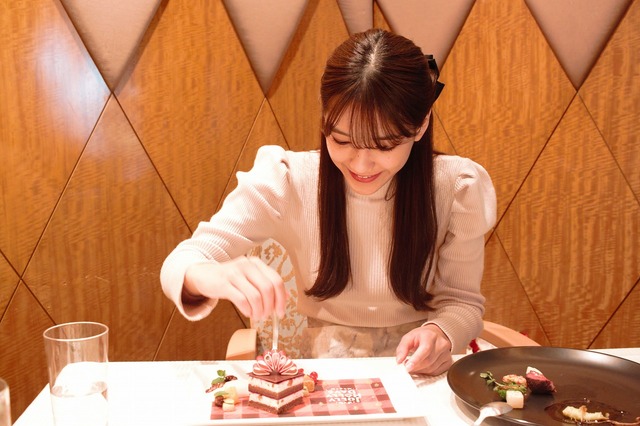 「オチェーアノ」のクリスマススペシャルメニュー As to Disney artwork, logos and properties： (C) Disney