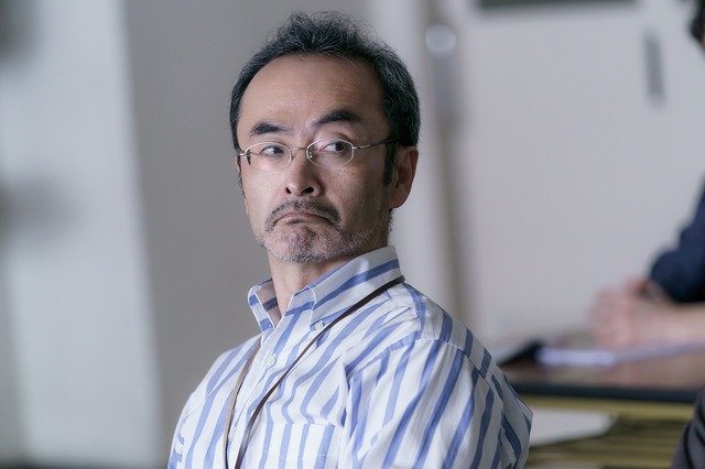 古舘寛治『ハケンアニメ！』（C）2022 映画「ハケンアニメ！」製作委員会